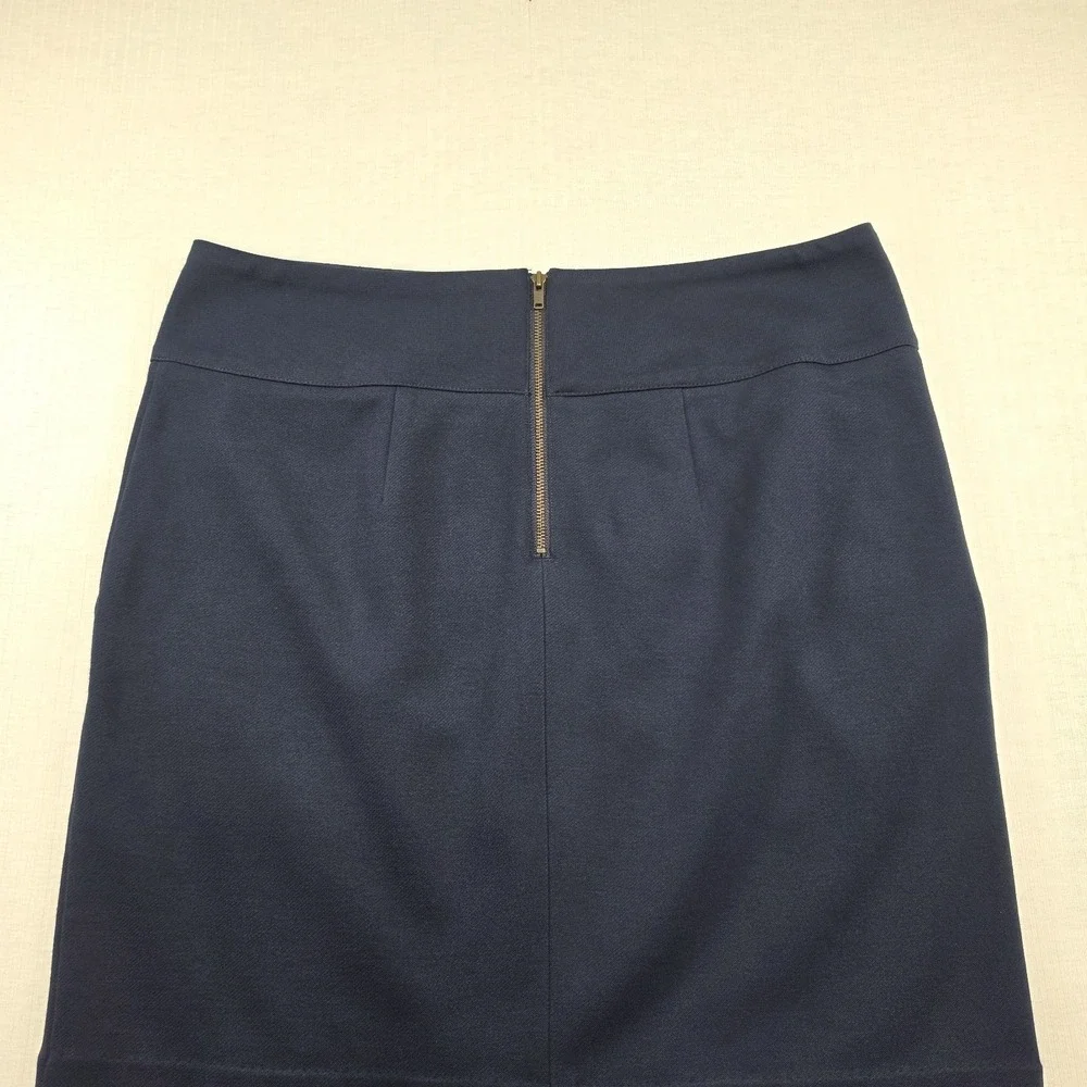 Cabi Women's Black Stretch Straight Pencil Skirt - 8 - Picture 11 of 13